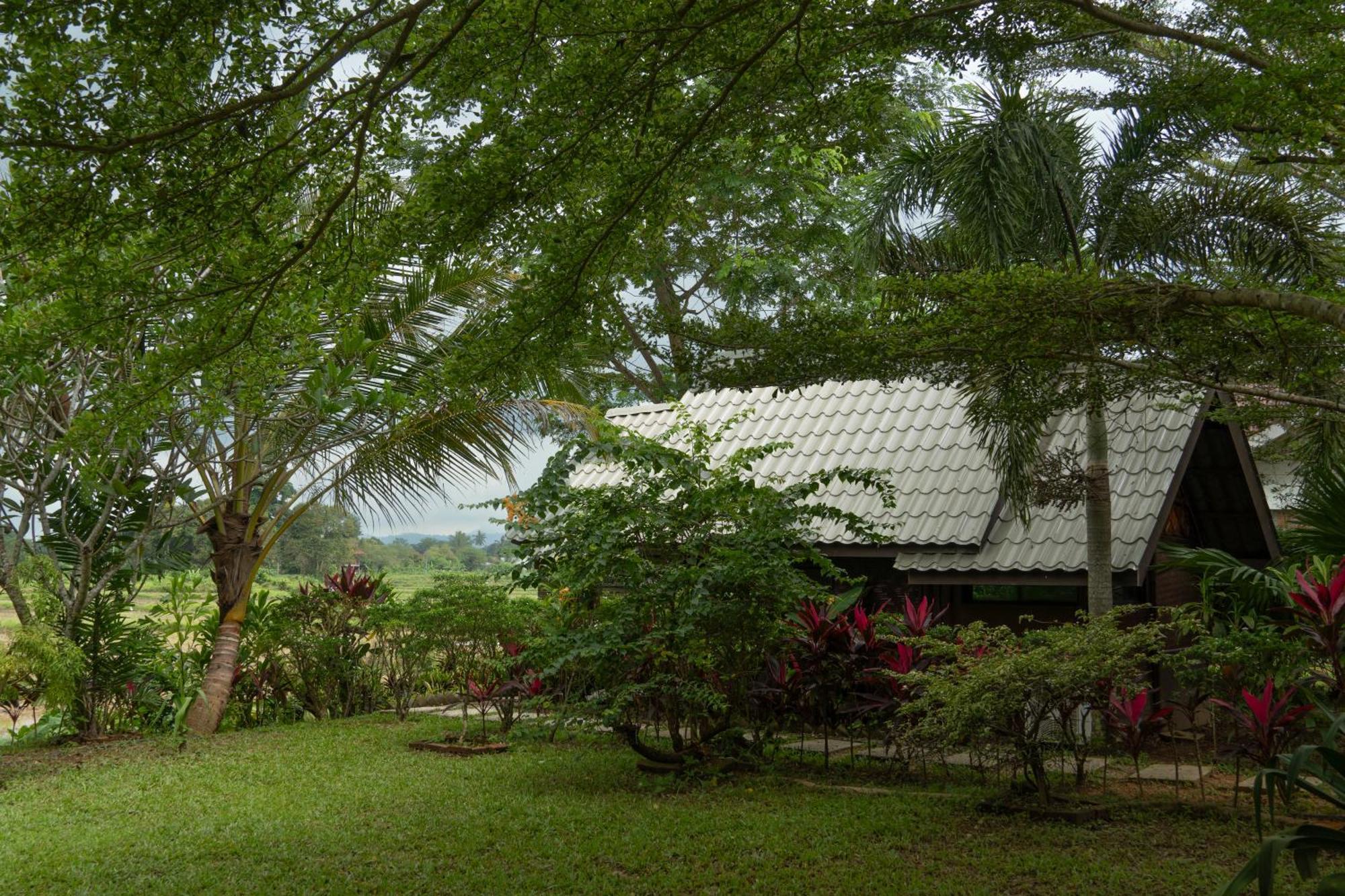 Bambu Getaway Apartment Kuah Exterior photo